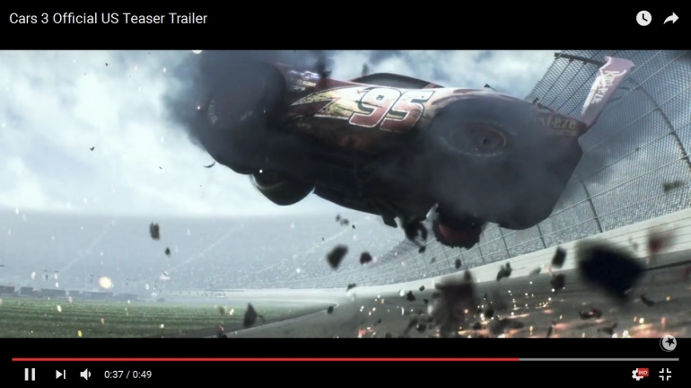 Lightning mcqueen cedera (Dokumentasi sendiri melalui screenshoot dichannel youtube)