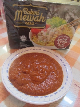 Bumbu dapur yang saya gunakan dalam membuat Bakmi Mewah rasa, terdiri dari cabe merah kering, bawang merah, bawang putih, kemiri, bubuk lada dan bubuk ikan (dok pri).