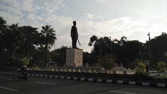 Patung Jendral Soedirman di Jl Yos Sudarso (Dokumentasi pribadi)
