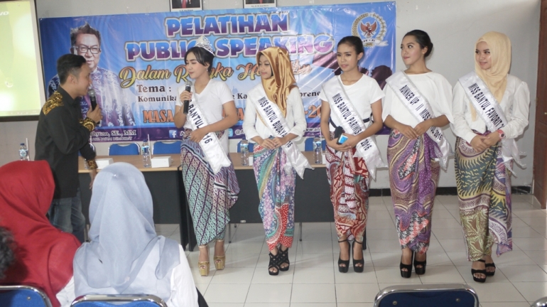 Miss Bantul Mengikuti Pelatihan Public Speaking