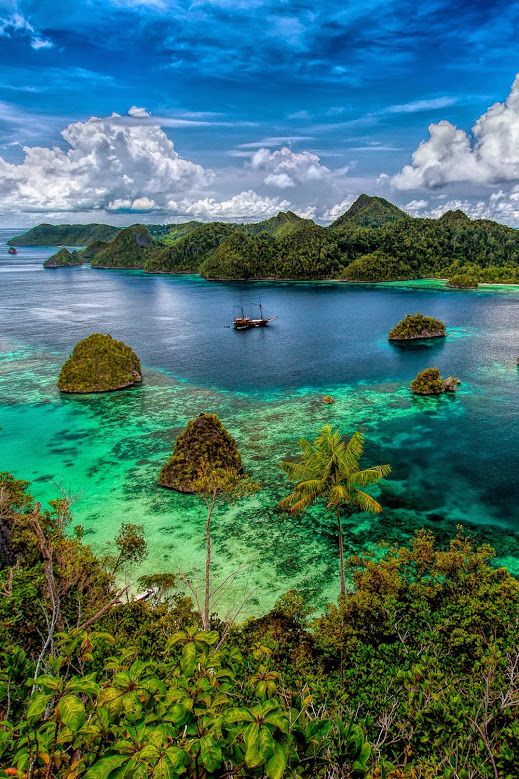 Raja Ampat (sumber:pinterest)