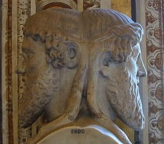 Patung Yanus di Museum Vatikan. Sumber gambar: Wikipedia