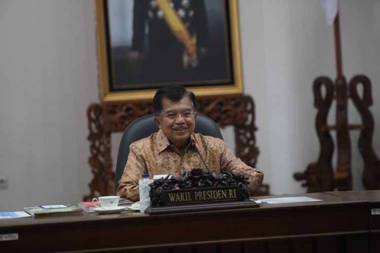 Deskripsi : Bapak Wakil Presiden Jusuf Kalla I Sumber Foto : Facebook Wakil Presiden