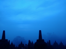 Borobudur Pagi Hari