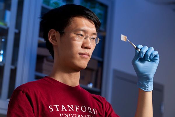 ilmuwan stanford memperlihatkan baterai yang dilengkapi fitur antikebakaran/ http://news.stanford.edu