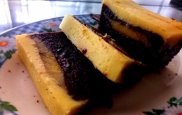 Pisang cokelat dan brownies dalam Pissbrow (Dokumentasi Pribadi)