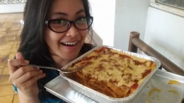 si Bocah dengan melted cheese lasagna