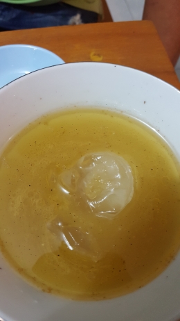 minyak bebek peking sehat, tidak membeku saat di celupkan es batu, tanda minyak tak jenuh mengandung omega 9
