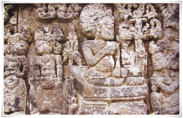 Relief berujud wayang di Candi Jago (Sumber: Katalogus Pameran Wayang Merentang Jaman)