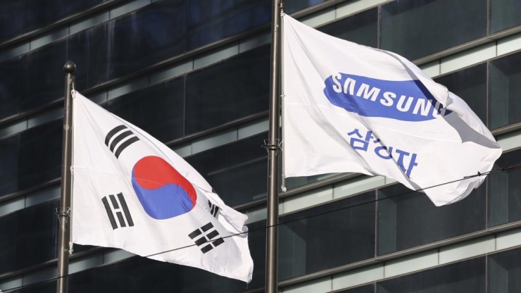 Kegagalan produk Samsung Galaxy Note S7 mengakibatkan kehancuran reputasi dan kerugian materi senilai Rp. 50 trilyun. Photo: AP