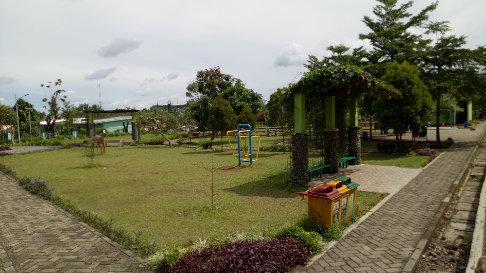 Taman Cipaku yang asri. |Dokumentasi Pribadi