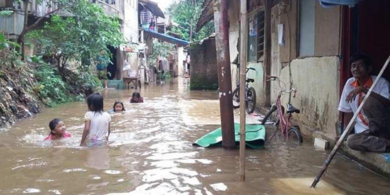 Banjir di Kampung Arus, Jakarta Timur. (Foto: kompas.com)