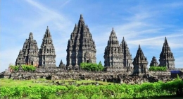 Candi Prambanan dikenal juga dengan nama Jonggrang (Foto: borobudurpark.com)