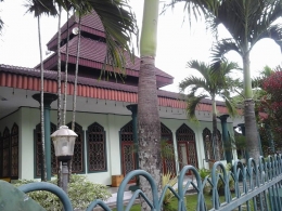 dok.pri Masjid Amal bakti Muslim Pancasila menjadi petunjuk awal