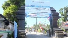 Gerbang Masuk Menuju Pelabuhan Ikan Berondong, Lamongan (Dokumentasi Pribadi)