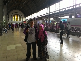 Sedikit action di Stasiun Jakarta Kota (dok. Pribadi)