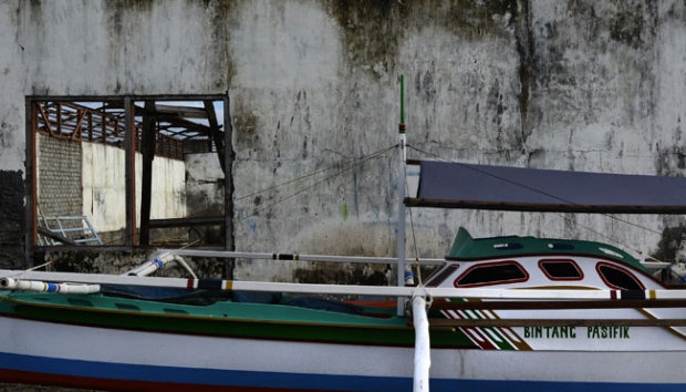 Reruntuhan Cold Storage di Pelabuhan Kepulauan Morotai (sumber: tempo.co)