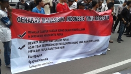 Sejumlah mahasiswa Indonesia Timur di Jakarta hadang massa pendukung Papua merdeka (Sumber gambar : www.netralitas.com)