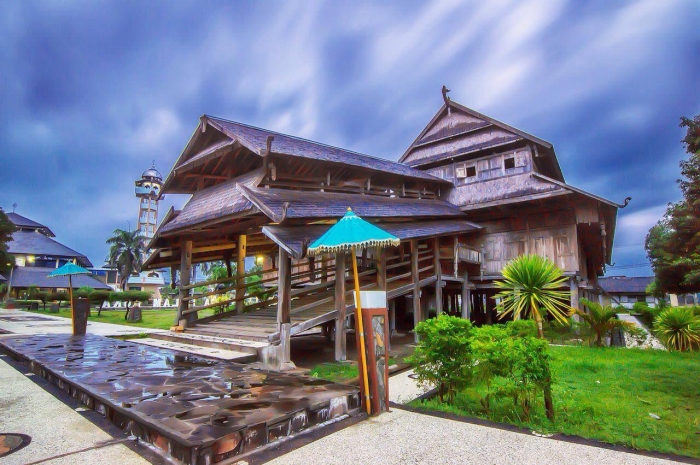 12+ Rumah Istana Kesultanan Sumbawa Images