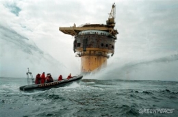 Greenpeace stopped the dumping (source: greenpeace.org)