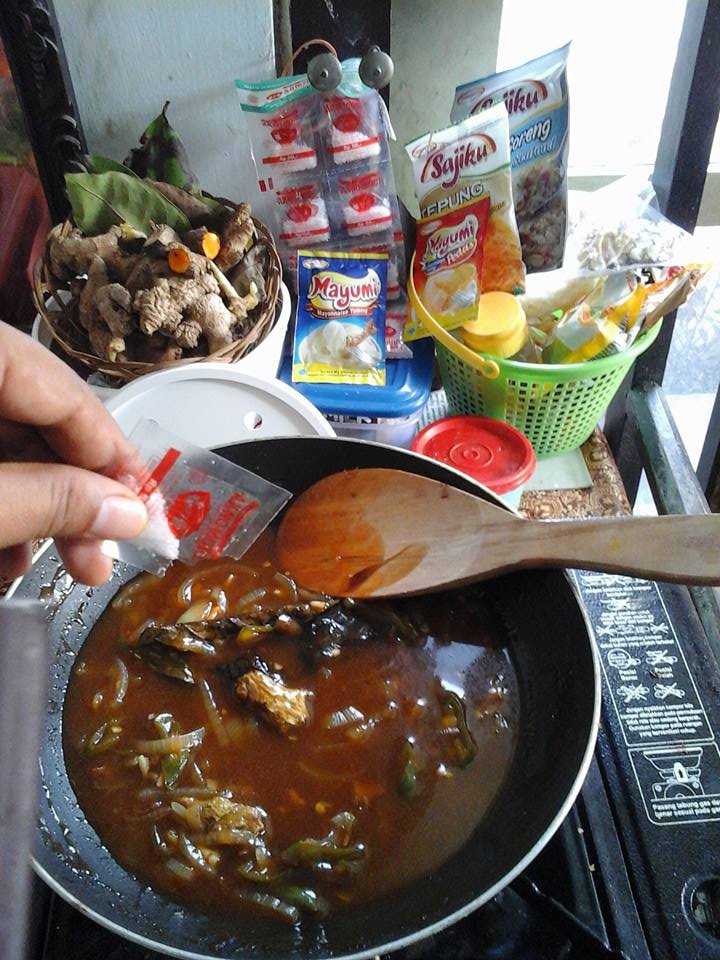 dok.pri Ajinomoto Aman, Nyaman,Halah cukup sedikit saja lezatnya tiada tara