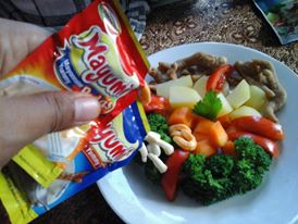 dok.pri salad homemade dengan double rasa mayuni original dan pedas