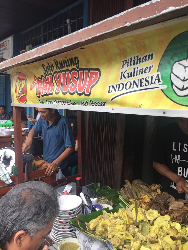 Soto Kuning Pak Yusup (dengan