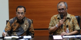 Menhub Budi Karya Sumadi (BKS) dan Ketua KPK Agus Rahardjo, sumber: merdeka.com