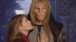 Beauty and The Beast versi serial televisi Amerika sepanjang akhir tahun 1980-an, dibintangi oleh Linda Hamilton. (foto sumber: imdb.com)