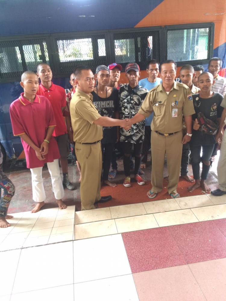 Pemulangan Warga Binaan Sosial ke daerah asal