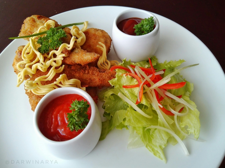 Seporsi Stuffed Chicken Wings by Chef Ketut Agus Kurniawan, Hula's Cafe di Permata Kuta Hotel by Prasanthi / dap