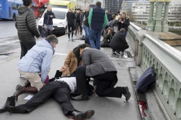 Kondisi di atas Jembatan Westminster. Source: Reuters Toby Melville