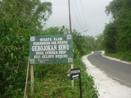 Petunjuk lokasi grojogan sewu