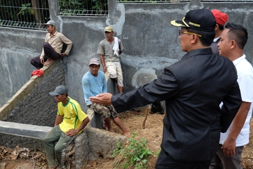 Bupati Cirebon sahabat petani (Dokumentasi Pribadi)