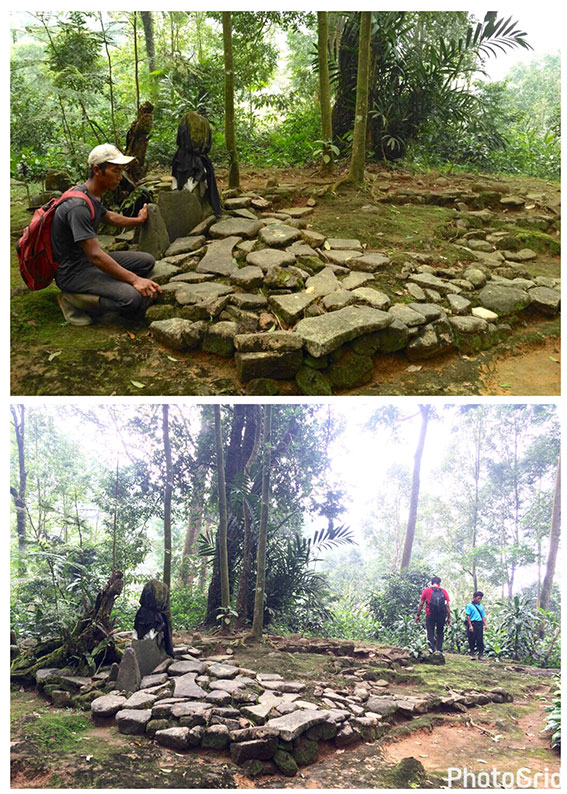 Situs pertama yang terdekat dari kampung