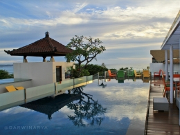 Suasana RoofTop Best Western Kuta Beach Jelang Sunset / dap