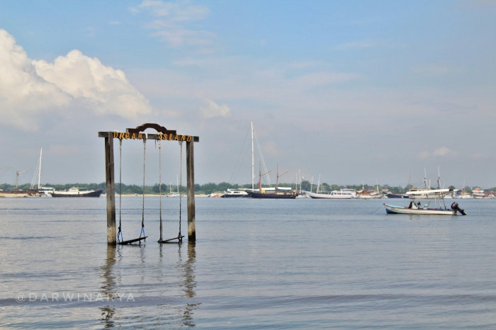 Dream Island Wisata Baru di Pantai Mertasari oleh Darwin Dream Island Wisata Baru di Pantai Mertasari oleh Darwin