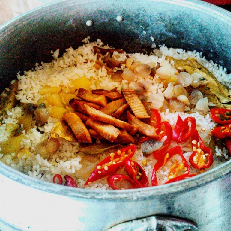 Nasi Liwet Beras Organik (pict : dok.pribadi)