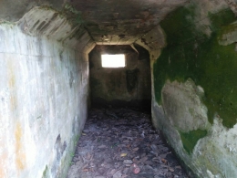 Bunker Tampak Dalam