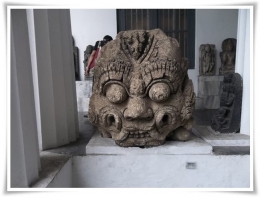 Koleksi arkeologi Museum Nasional (Foto: Djulianto Susantio)