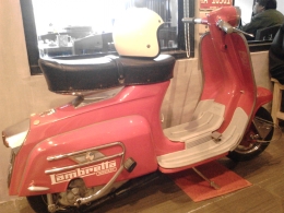 Ada vespa lambretta (dokpri).