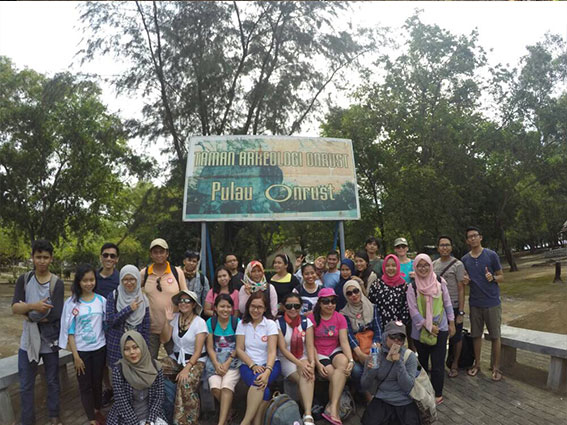 Peserta Trip Tiga Pulau. Foto: Tukang Jalan
