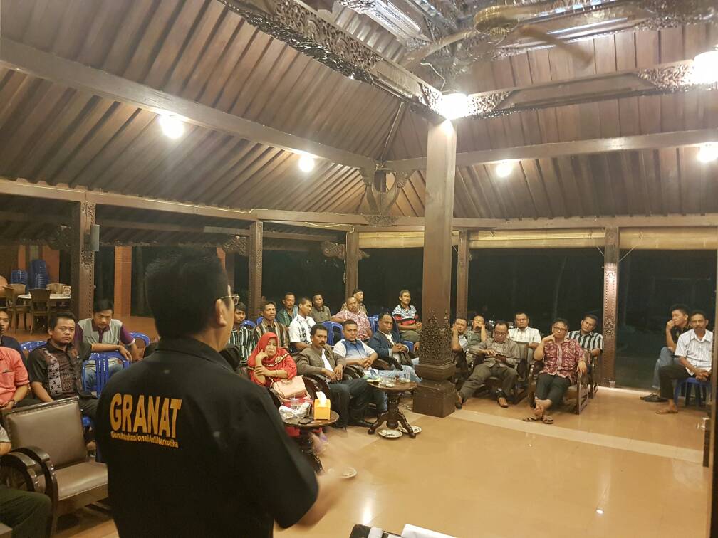 H. KRH. Henry Yosodiningrat membentuk Relawan Granat di Lampung Timur