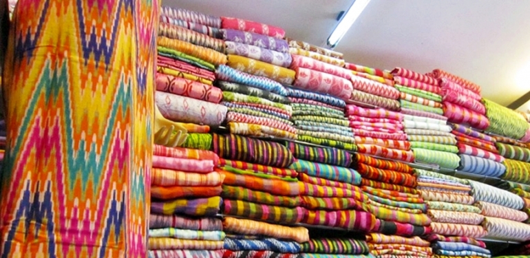 tenun-sengkang-5911b833917a61d84a4586d4.jpg