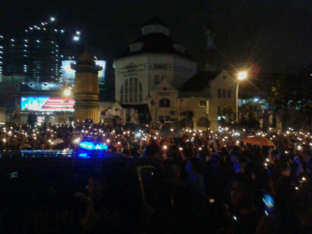 suasana aksi damai untuk solidaritas bebaskan Ahok di Medan [dokpri]