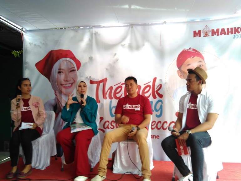 Launching gerai Mamahke dengan blogger, vlogger dan buzzer