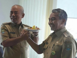 Walikota Bekasi Rahmat Effendi dan Wakil Walikota Ahmad Syaikhu terlihat makin akur , Foto;Gusdidit