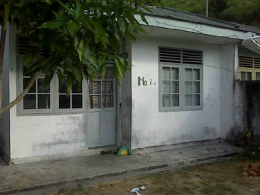 Kondisi rumah dinas dokter di Tambelan, Bintan, Kepri (Foto-4, sumber: Putra Tambelan, 2014).