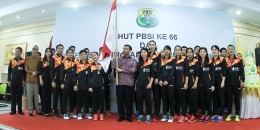 Pelepasan kontingen Indonesia ke Piala Sudirman bertepatan dengan HUT PBSI ke-66, 5 Mei lalu/badmintonindonesia.org