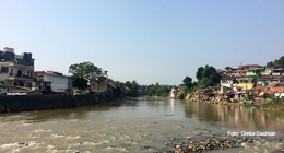 Sungai Cisadane dari Bendungan Cisadane di dekat Empang